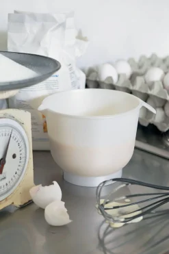Leivonta|Keittiötarvikkeet^Gastromax Vatkauskulho kannella 3 L valkoinen