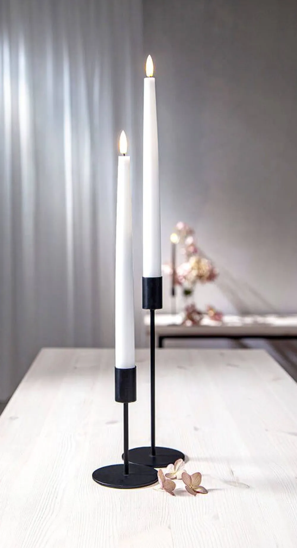 Koriste- Ja Kausivalot^Star Trading LED-antiikkikynttilä Flamme Slim 28 cm valkoine