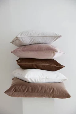 Sisustustekstiilit^Svanefors tyynynpäällinen Elise 45x45 cm puuteriroosa