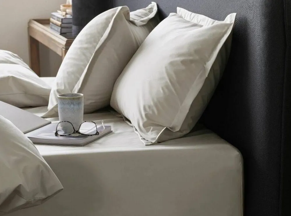 Vuodetekstiilit^TEMPUR 180x200x30 cm muotoonommeltu lakana Egyptian Cotton