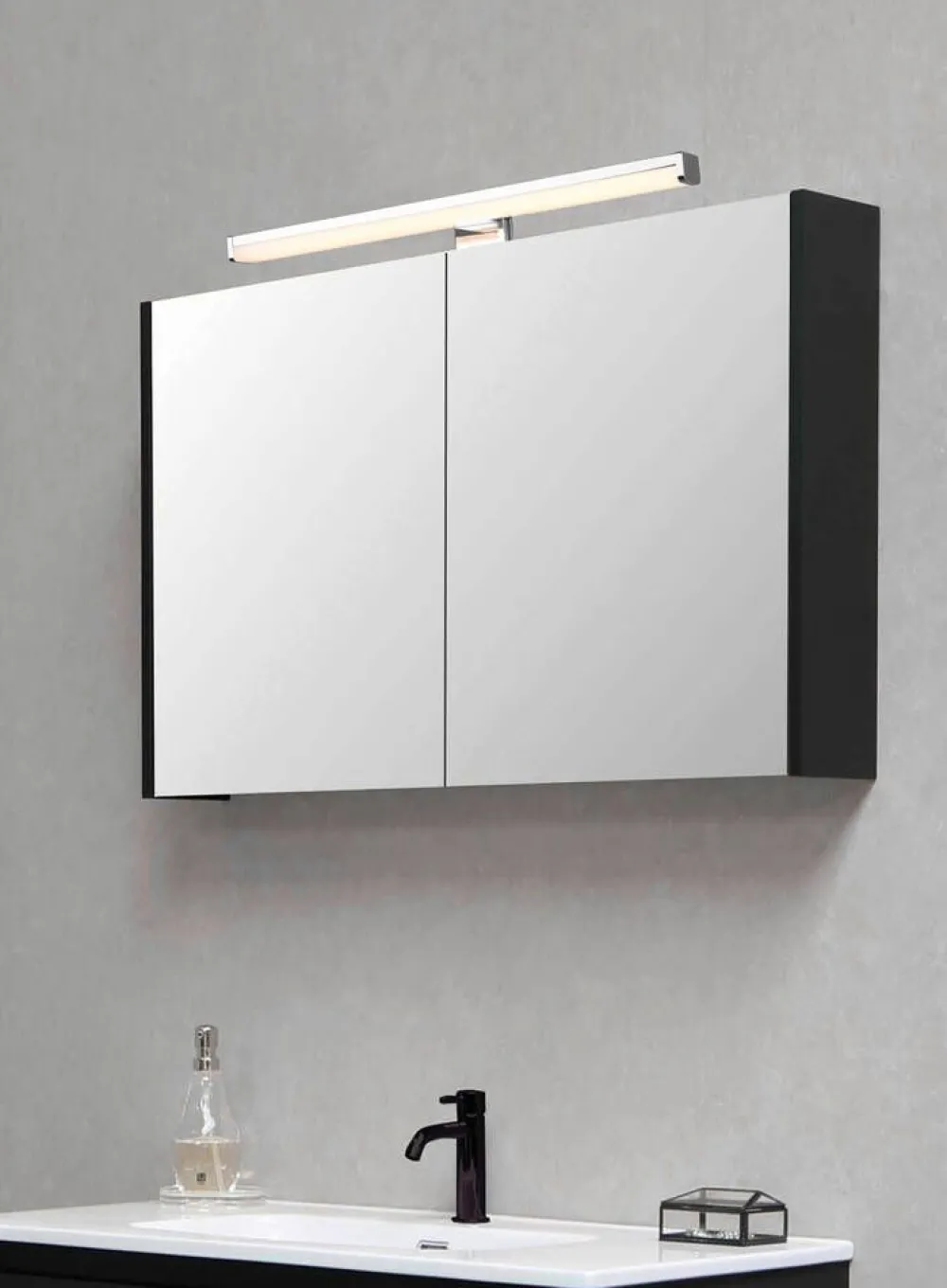 Sisustusvalaisimet^Trio Lighting LED seinävalaisin Lino H2O 40 cm kromi