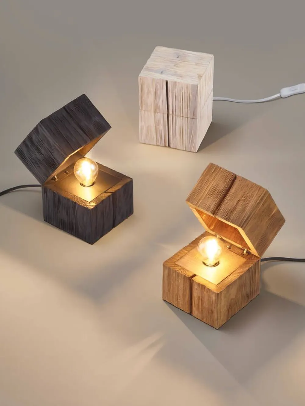 Sisustusvalaisimet^Trio Lighting pöytävalaisin Treasure E14 (sis.) valkoinen