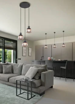 Sisustusvalaisimet^Trio Lighting riippuvalaisin Tarifa 1-os E27 mattamusta/krom