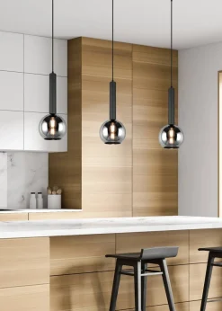 Sisustusvalaisimet^Trio Lighting riippuvalaisin Clayton 1-os E27 mattamusta