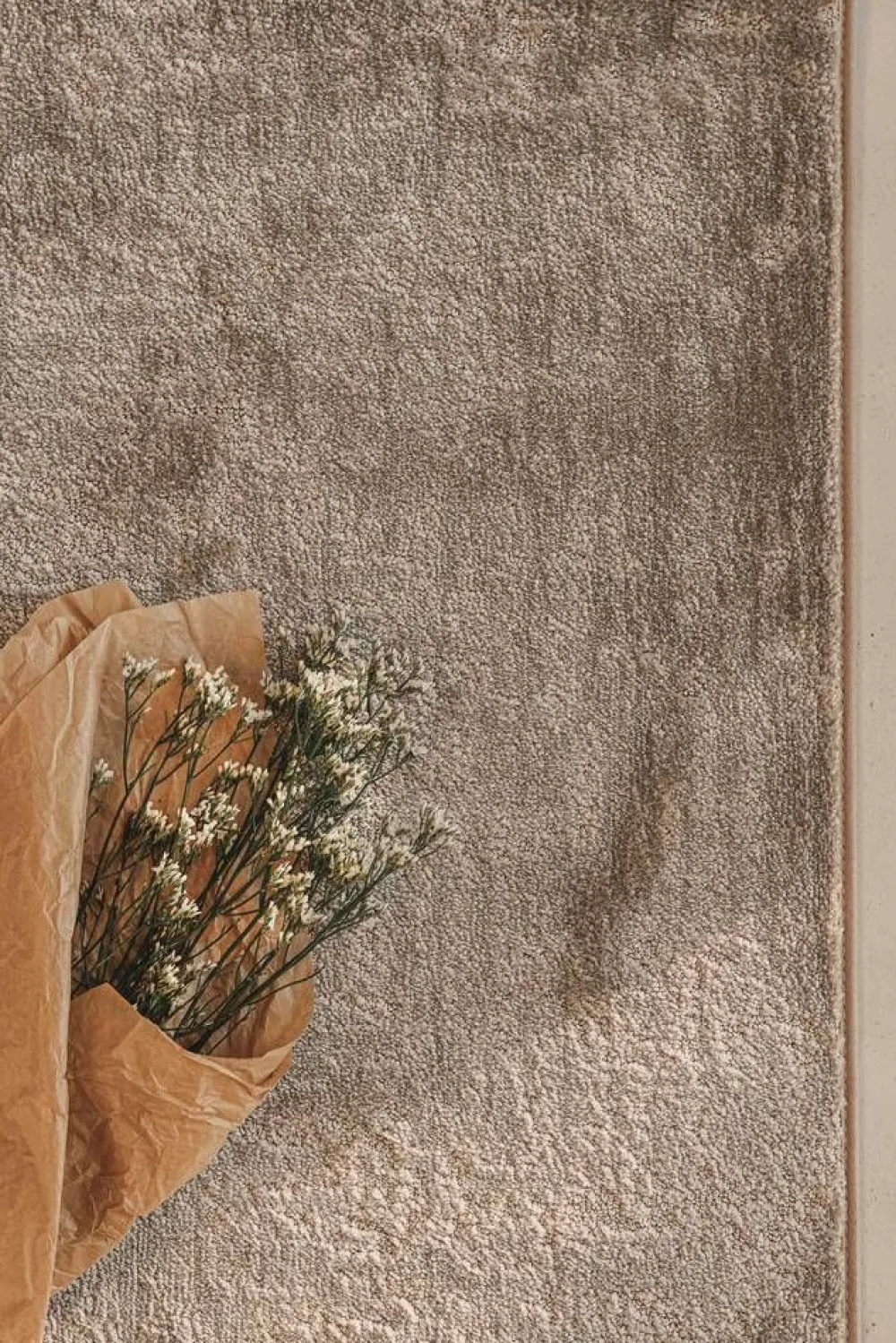 Pyöreät Matot^VM-Carpet Basaltti 410 beige ø 160 cm, kantti 5979
