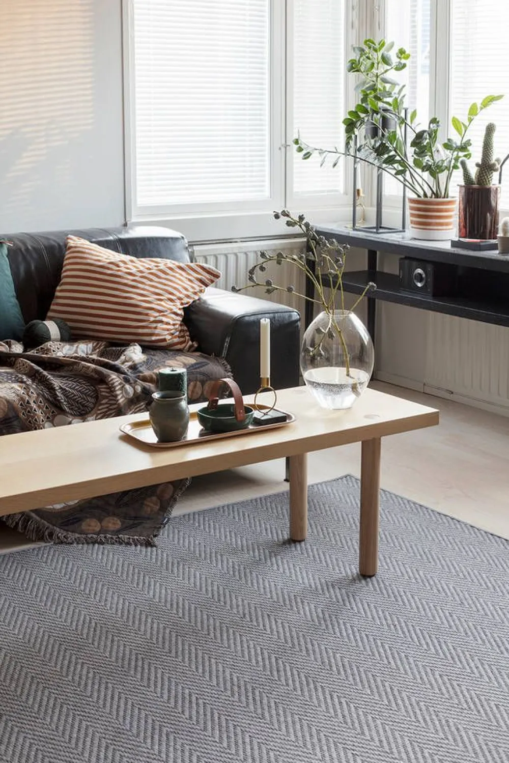 Keskilattiamatot^VM-Carpet matto Elsa 133x200 cm harmaa