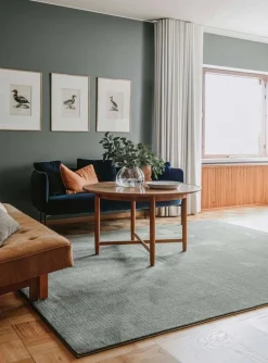Keskilattiamatot^VM-Carpet Puuteri 164 oliivi, 133*200 cm, kantti 5921